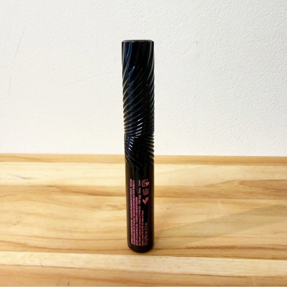 New! BENEFIT Fan Fest Mascara in Black Fanning and Volumizing